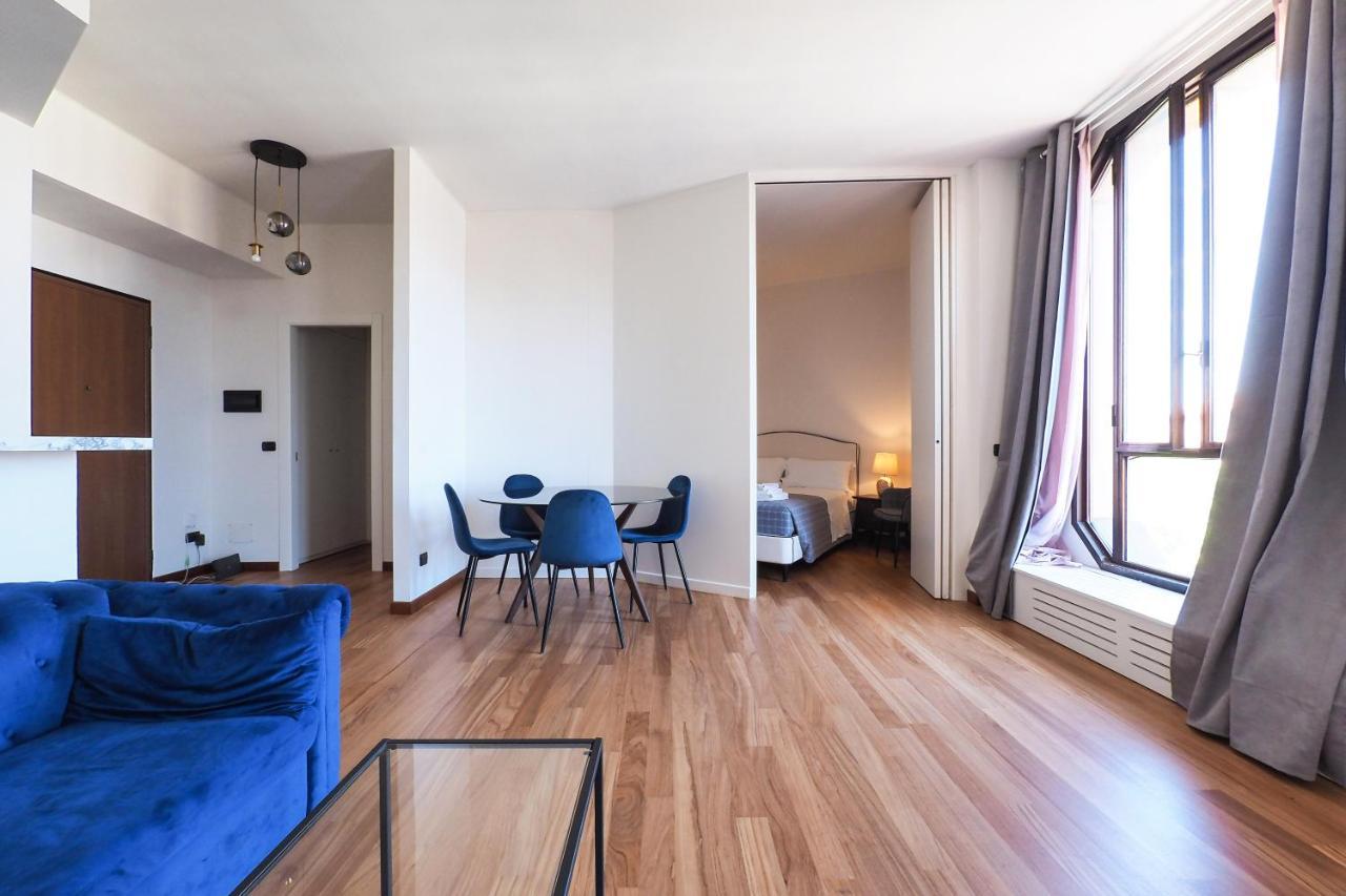Duomo Luxury Apartment IV Milan Exterior photo